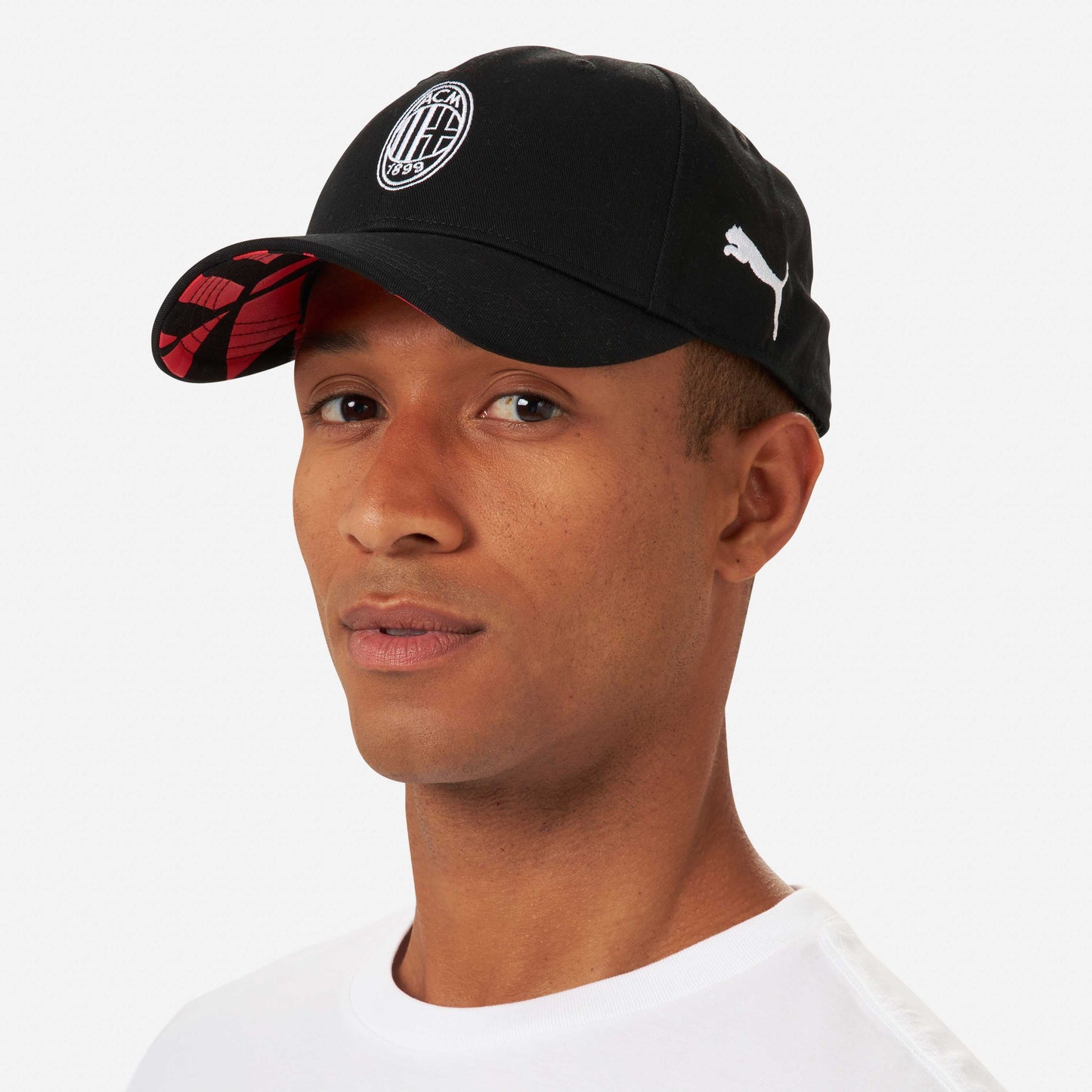 MILAN CAP WITH EMBROIDERY AND PATCH