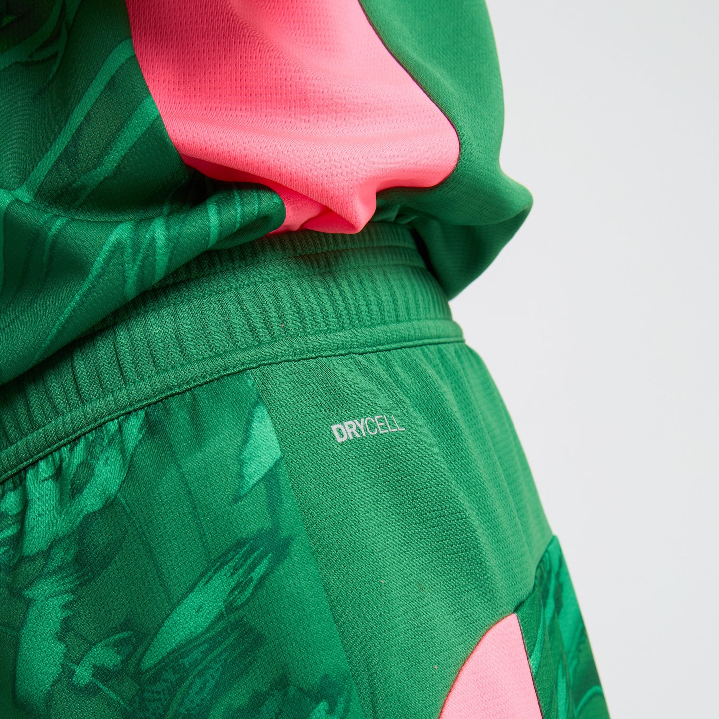 MILAN GOALKEEPER THIRD 2025/26 SHORTS