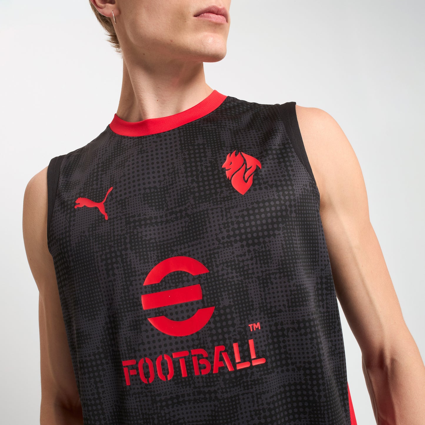 MAGLIA NERA MILAN TRAINING 2025/26 SENZA MANICHE