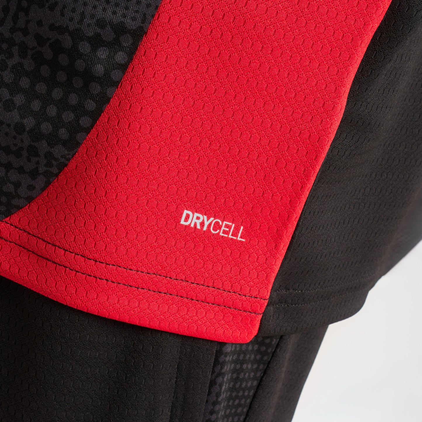 MILAN 1/4 ZIP LONG-SLEEVE TRAINING 2025/26 BLACK JERSEY