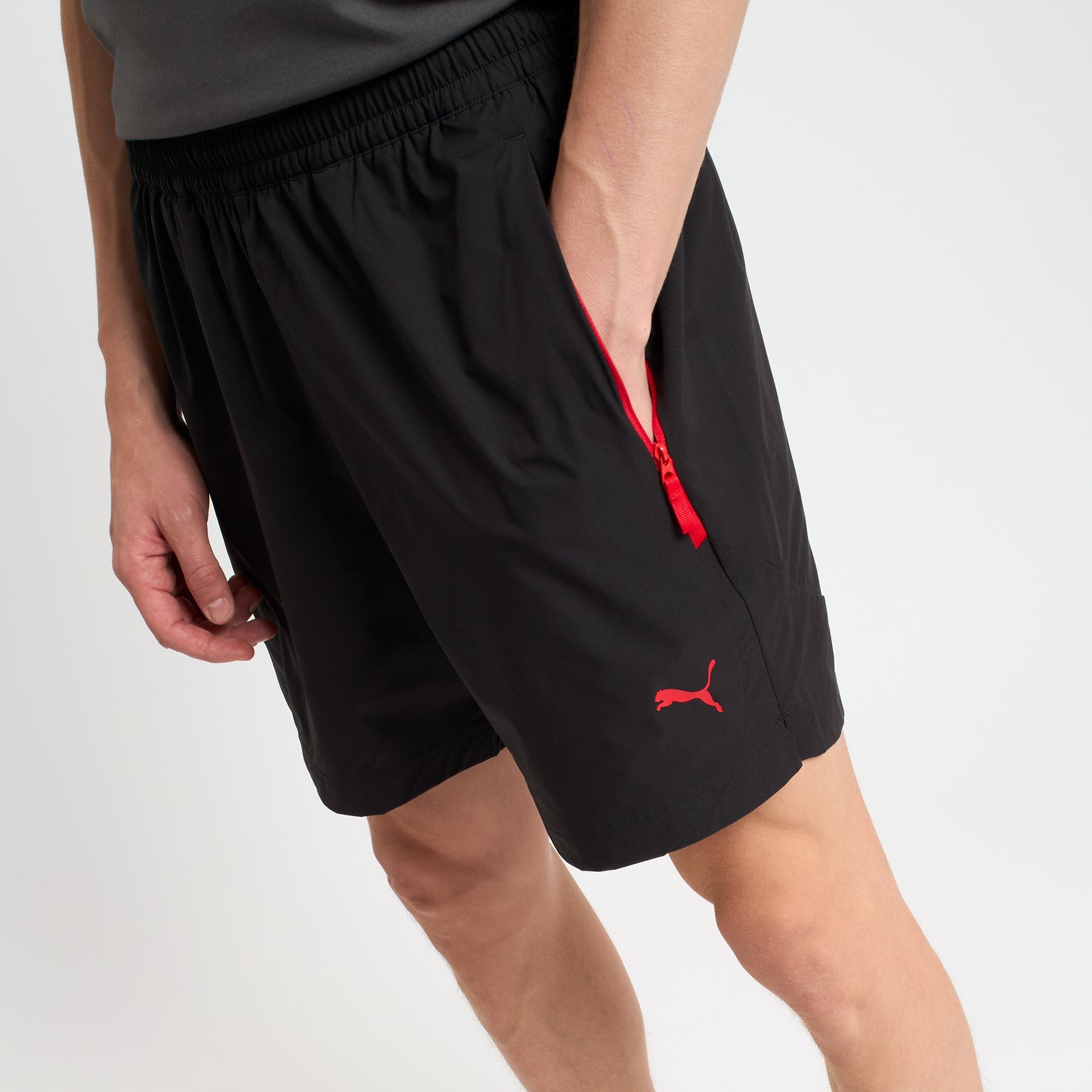 PANTALONCINI NERI MILAN PUMATECH 2025/26 CON TASCHE