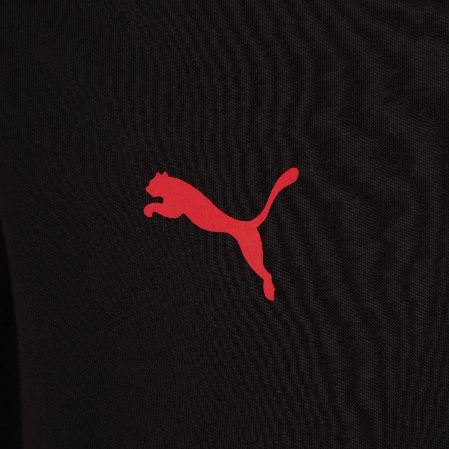 T-SHIRT NERA MILAN ESSENTIAL