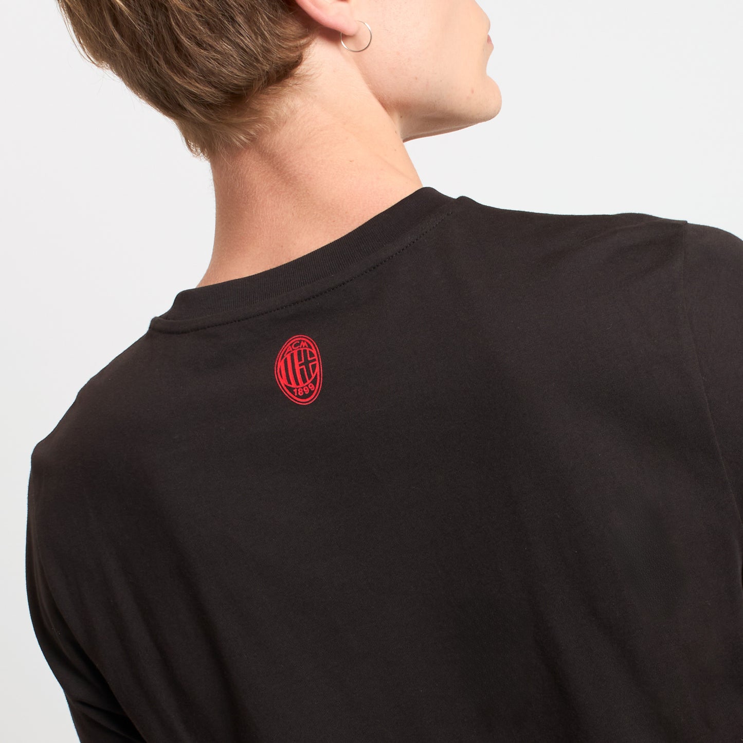 T-SHIRT NERA CON GRAFICA ROSSONERI MILAN CULTURE