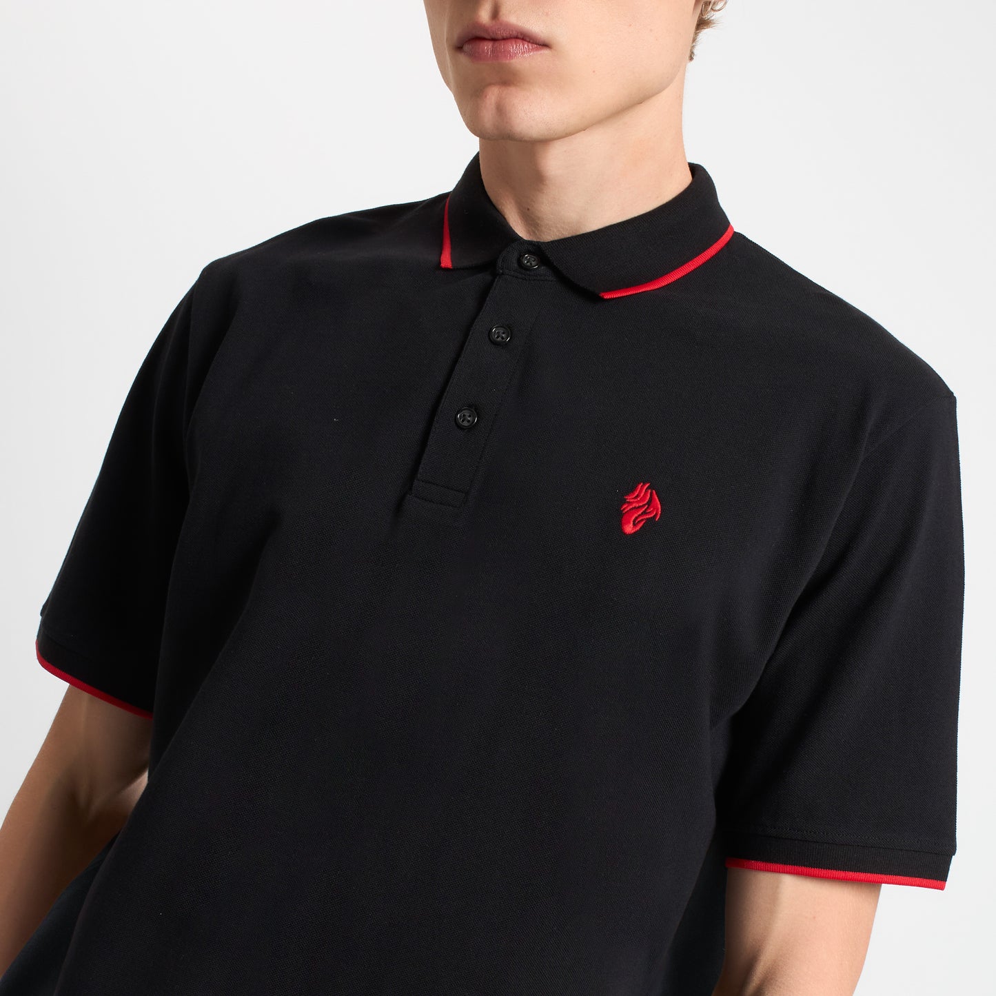 AC MILAN EMBROIDERY POLO SHIRT DEVIL COLLECTION