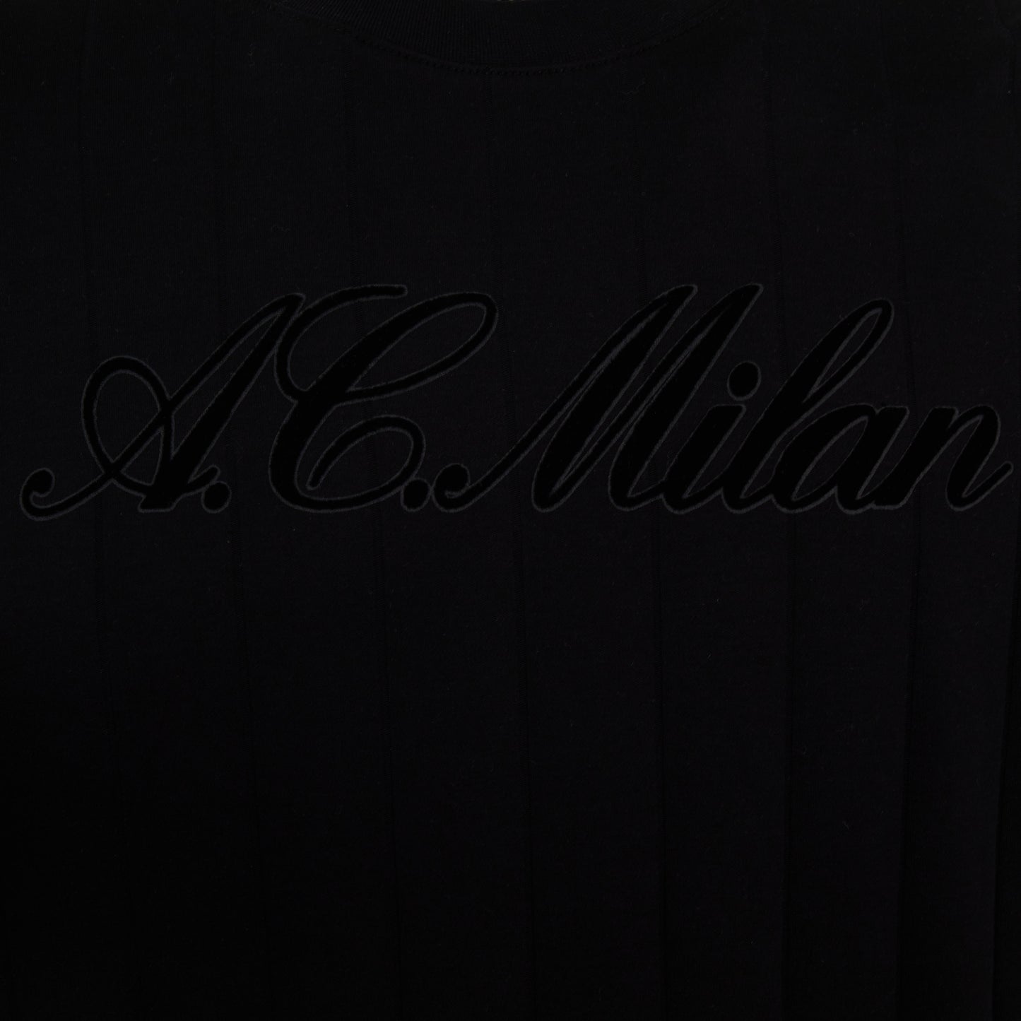 AC Milan x NY Yankees - TSHIRT NERA CON SCRITTA SUL FRONTE E RETRO