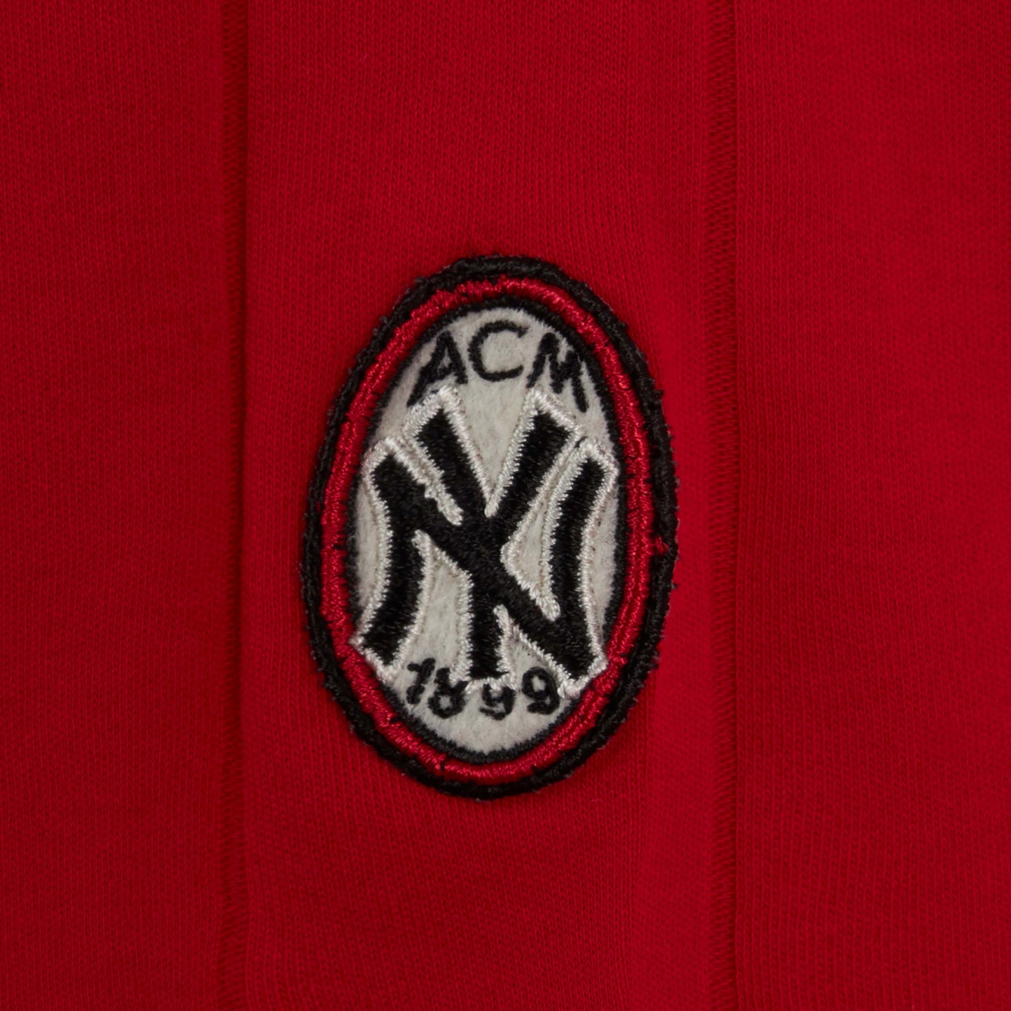 AC Milan x NY Yankees - TSHIRT ROSSA CON SCRITTA SUL FRONTE E RETRO