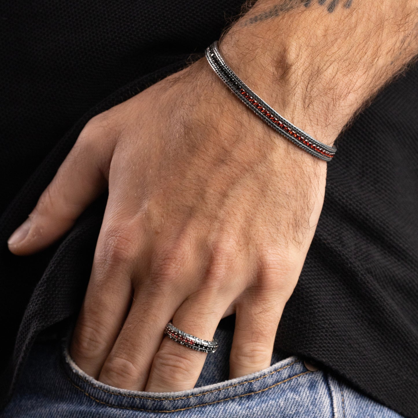 NOVE25 X MILAN – RING WITH ZIRCONS