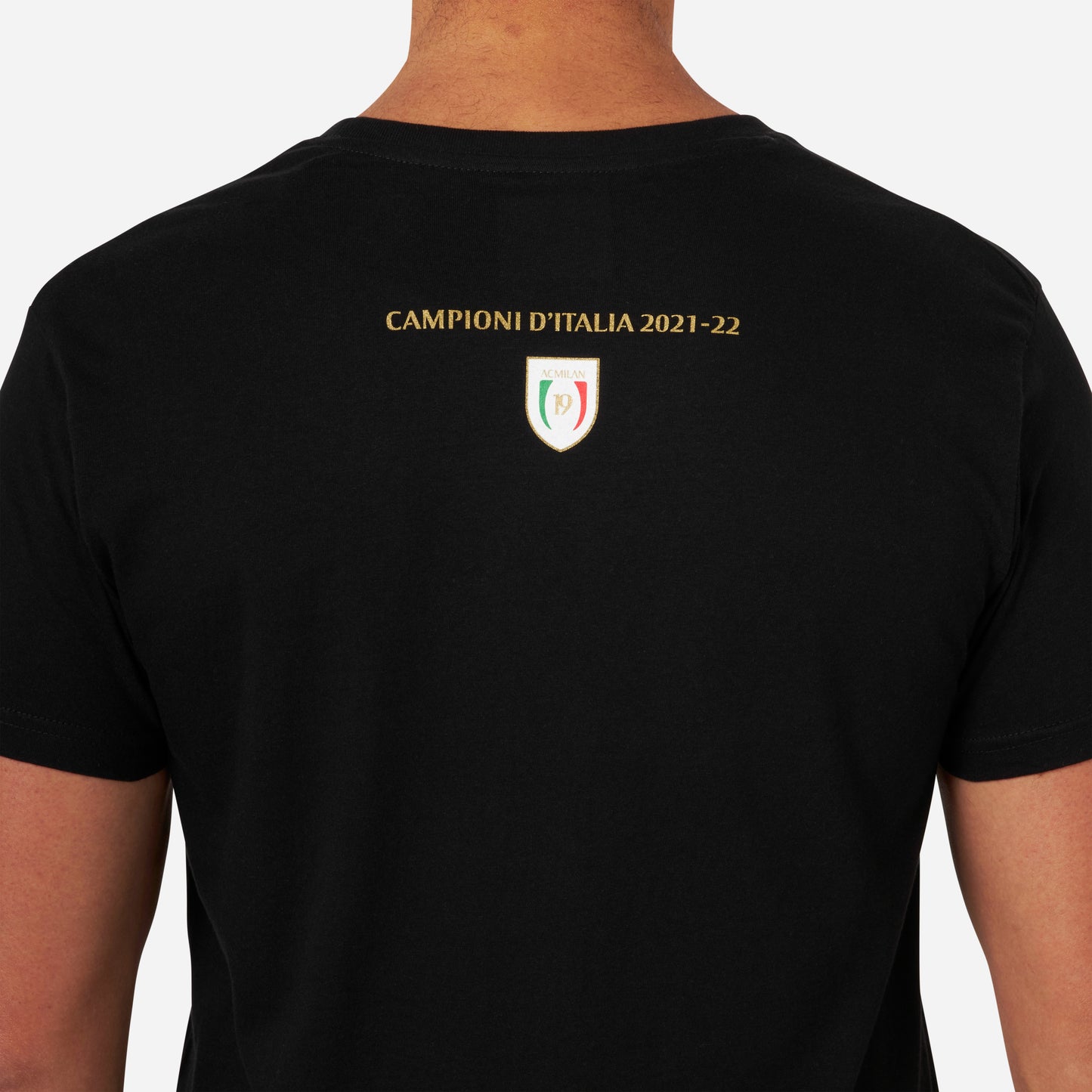 T-SHIRT MILAN CELEBRATIVA 19° SCUDETTO CON MANTRA