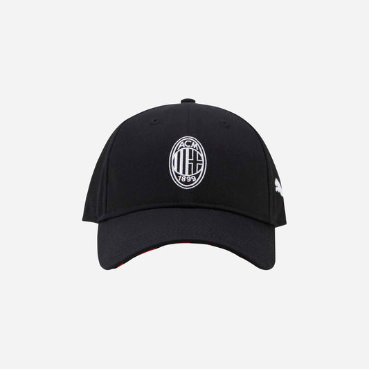 CAPPELLINO MILAN CON RICAMI E PATCH