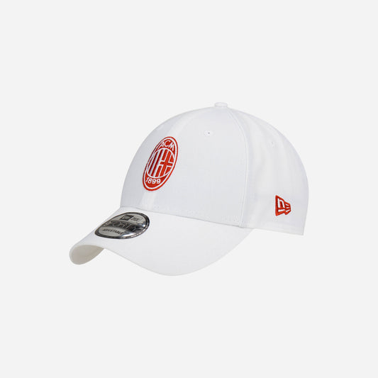 CAPPELLINO 9FORTY® NEW ERA X AC MILAN CON BANDIERA INGHILTERRA
