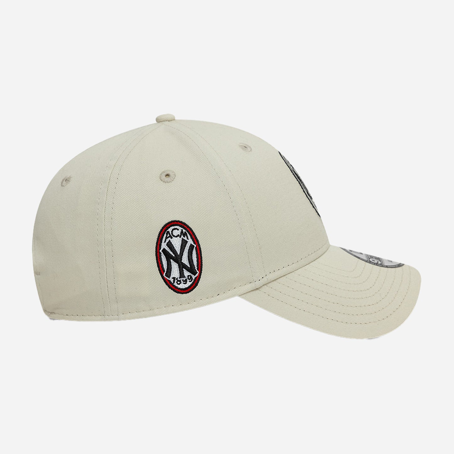 AC Milan x NY Yankees x New Era - CAPPELLINO 9FORTY® CON LOGO MILAN