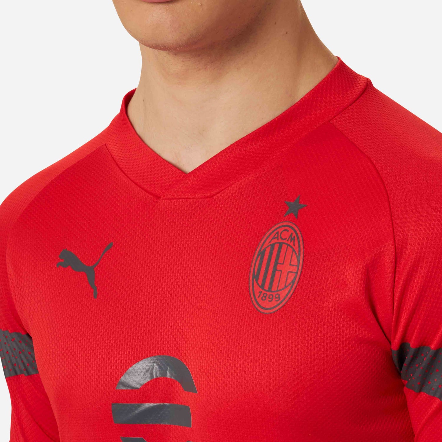 MILAN TRAINING 2022/23 JERSEY