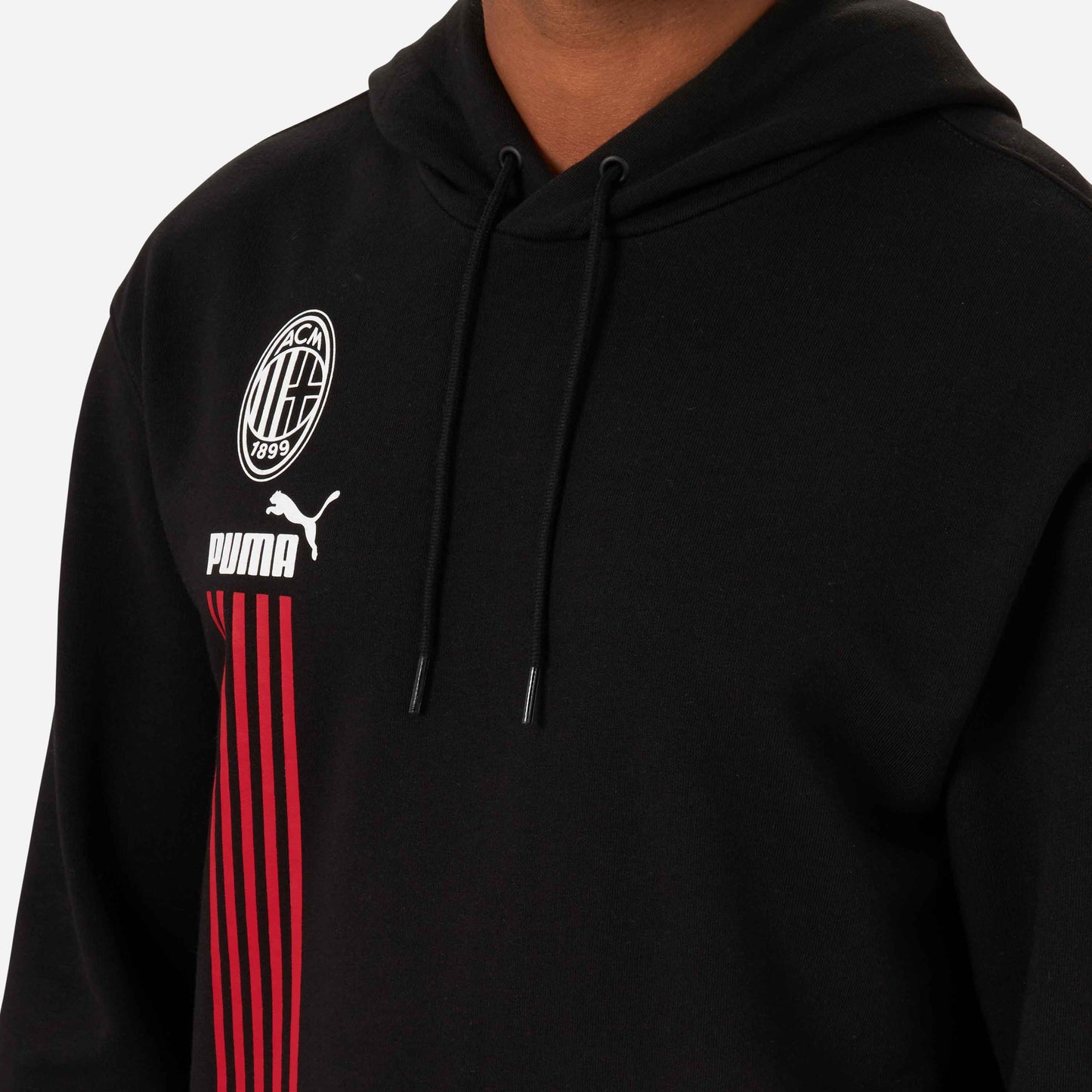 FELPA MILAN CON CAPPUCCIO E TASCA FRONTALE