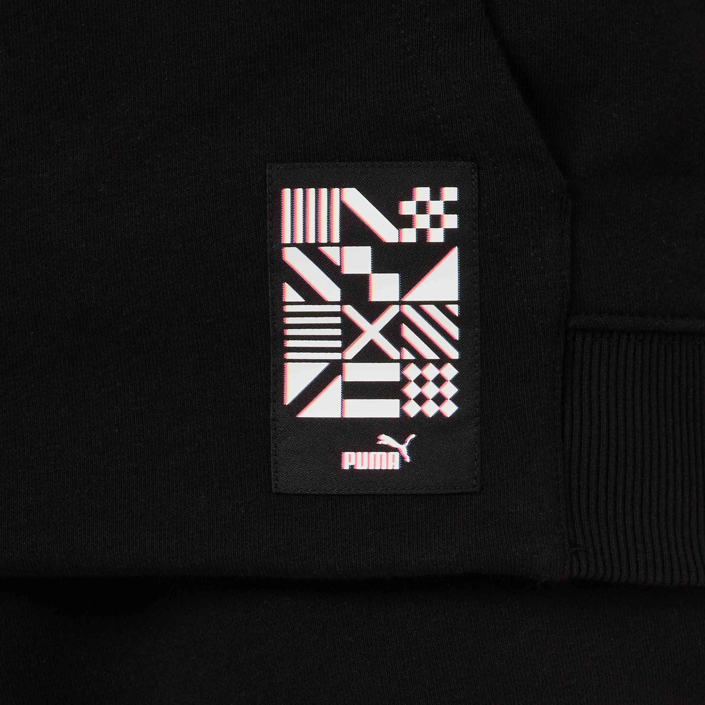 FELPA MILAN CON CAPPUCCIO E TASCA FRONTALE