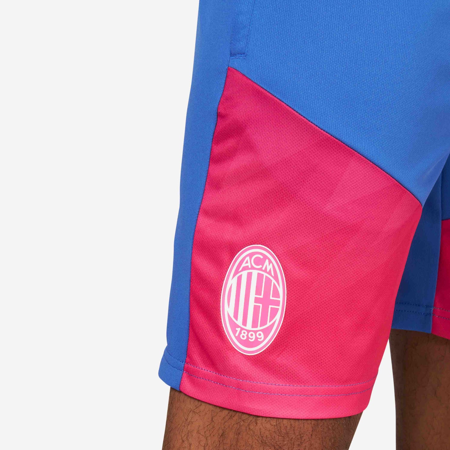 MILAN TRAINING 2023/24 SHORTS