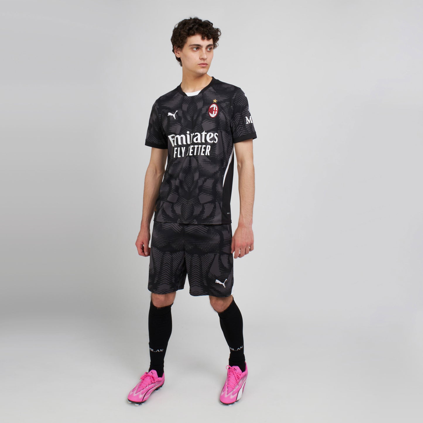 MILAN GOALKEEPER HOME 2024/25 SHORTS