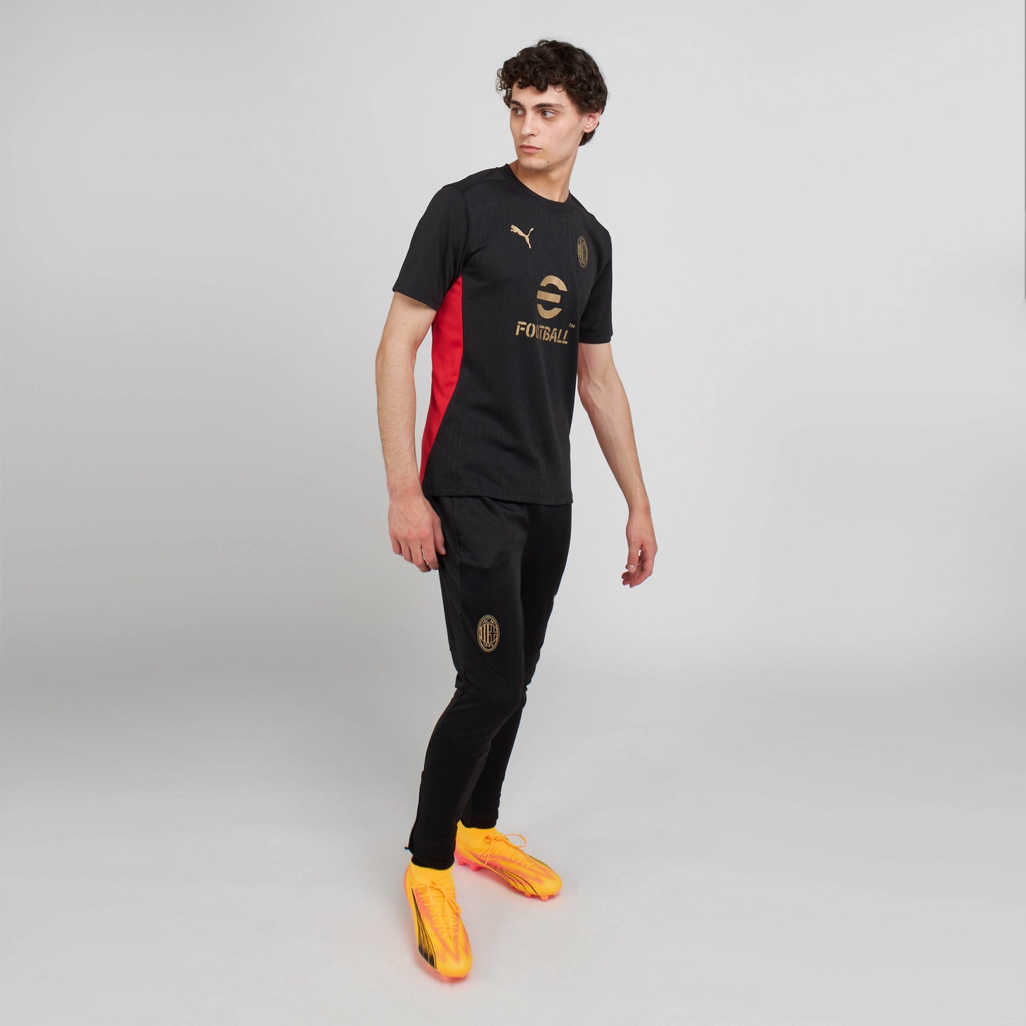 MILAN TRAINING 2024/25 JERSEY