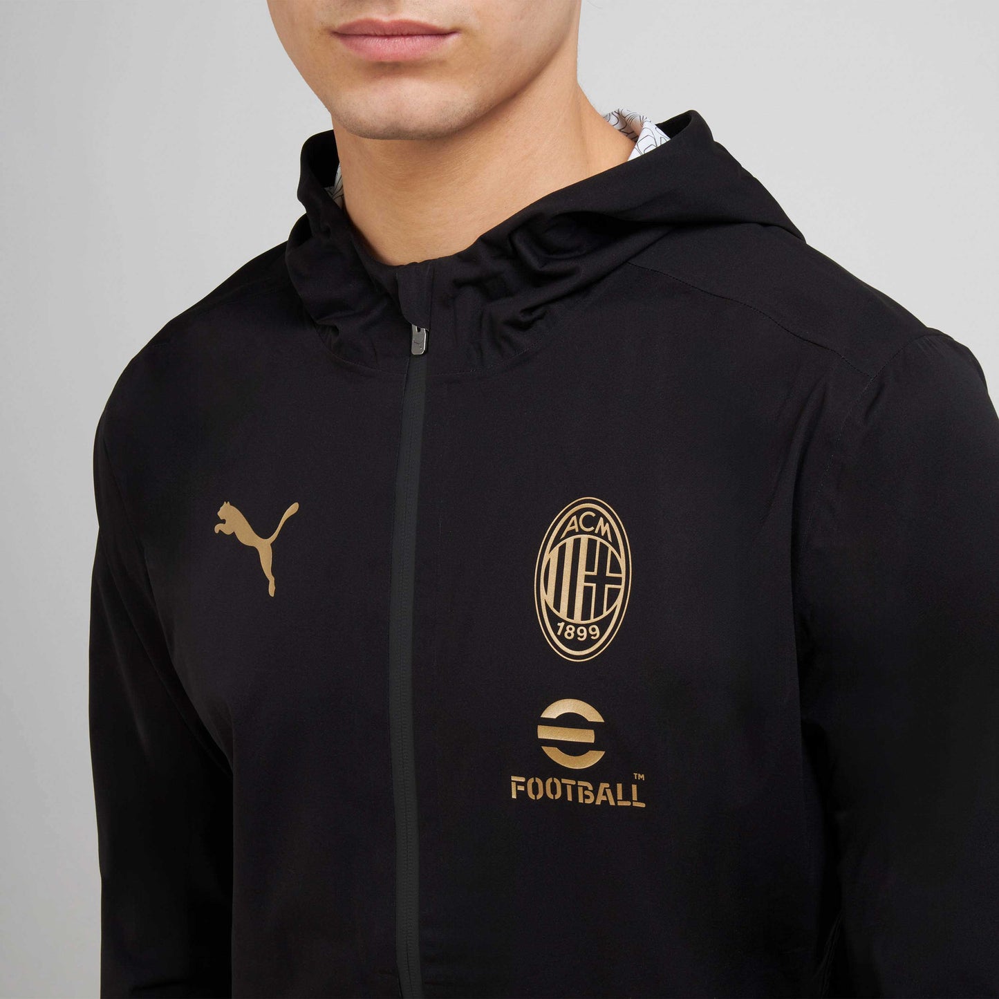 MILAN TRAINING 2024/25 JACKET WITH ZIPPER AND HOOD