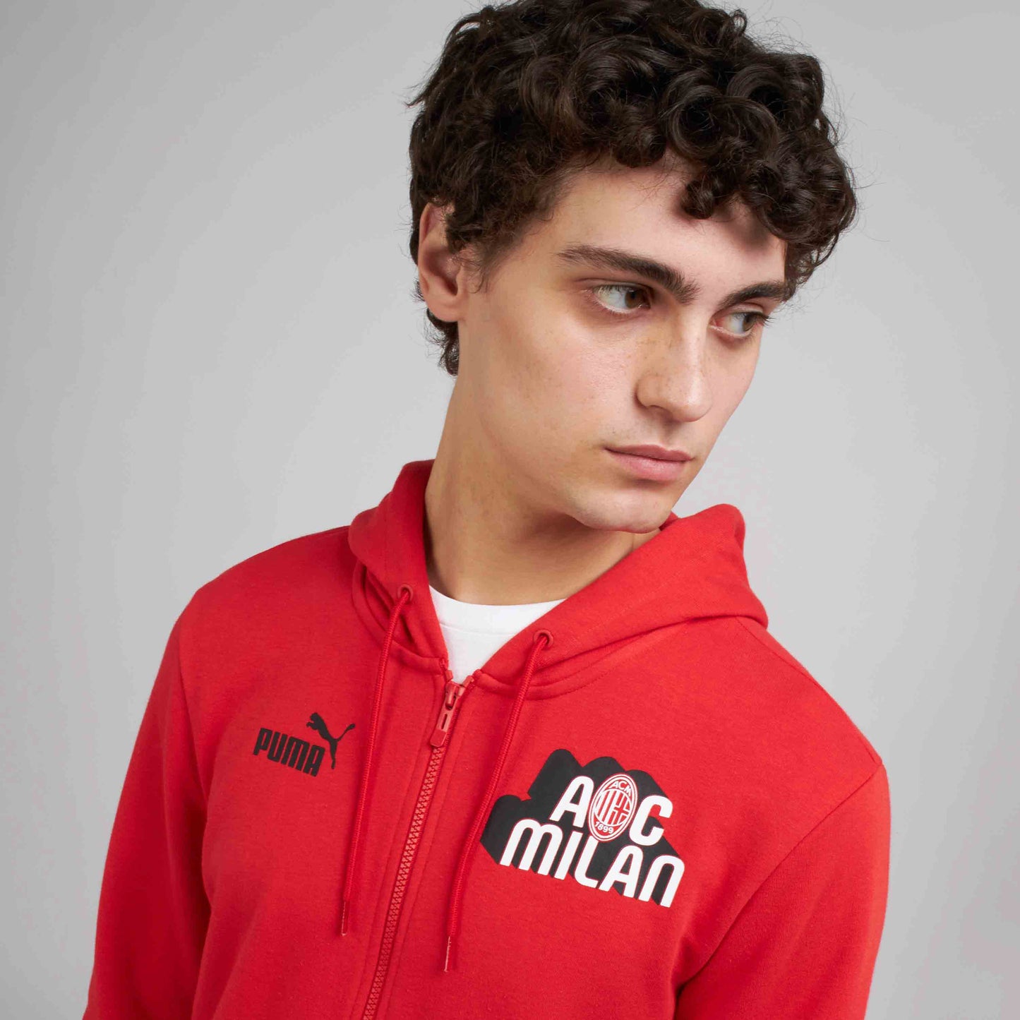 AC MILAN CULTURE COLLECTION ZIPPED RED HOODIE