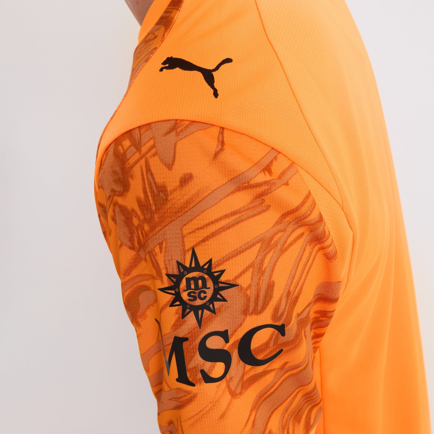 MILAN GOALKEEPER AWAY 2025/26 JERSEY