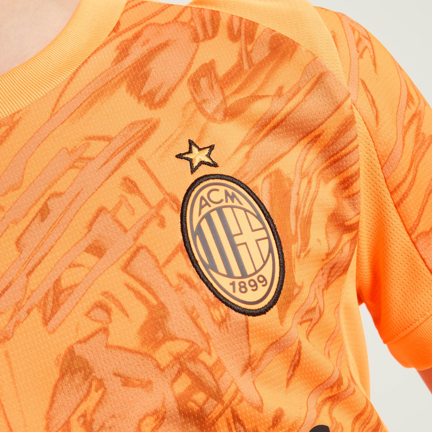 MILAN GOALKEEPER AWAY 2025/26 KIDS' JERSEY