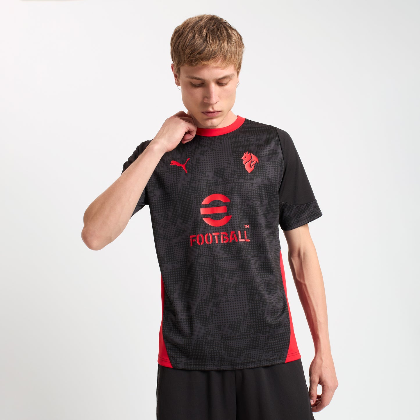 MILAN TRAINING 2025/26 BLACK JERSEY
