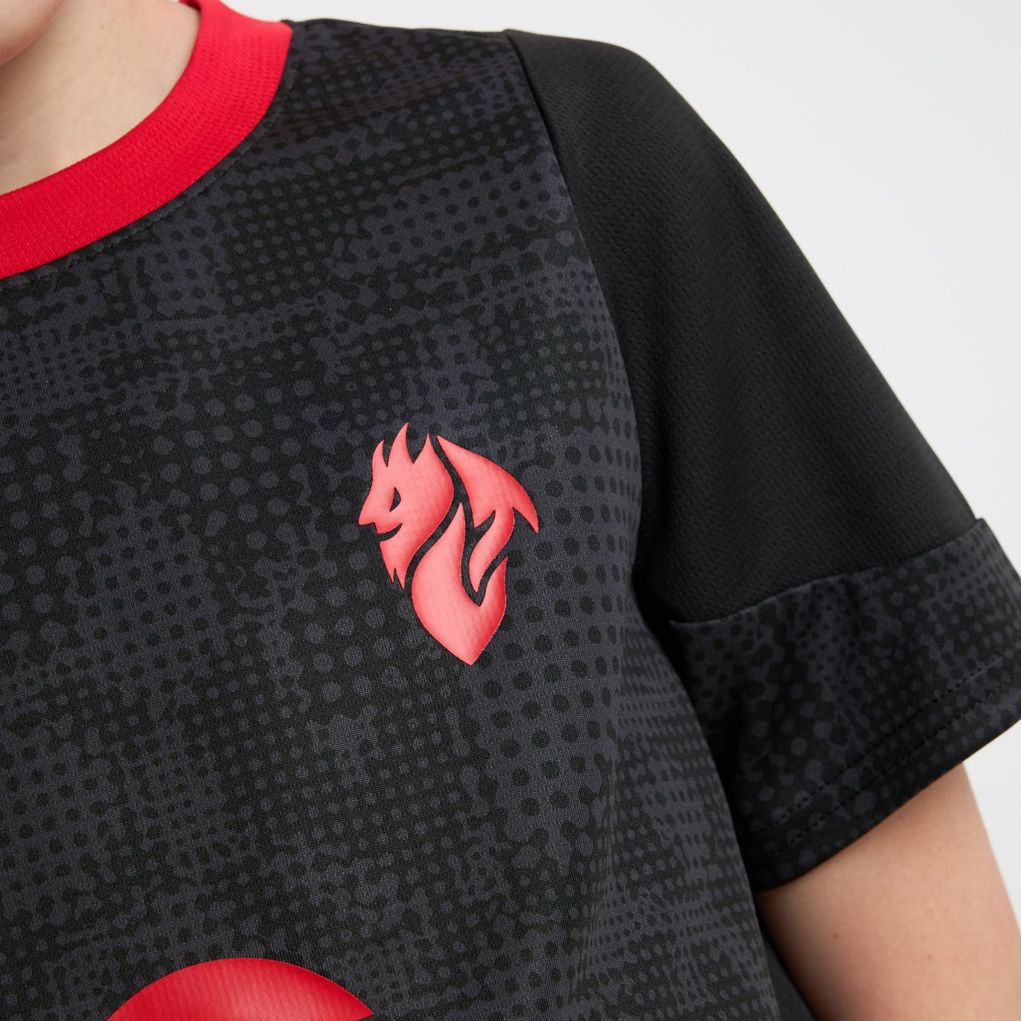 MILAN TRAINING 2025/26 KIDS' BLACK JERSEY