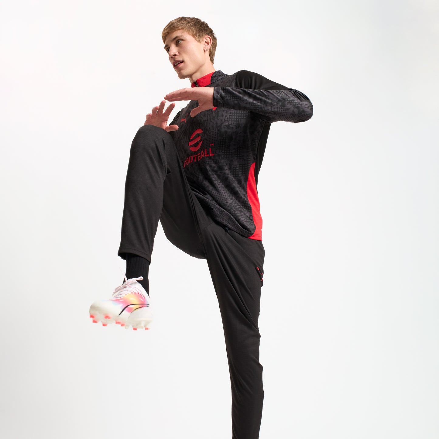 MILAN 1/4 ZIP LONG-SLEEVE TRAINING 2025/26 BLACK JERSEY