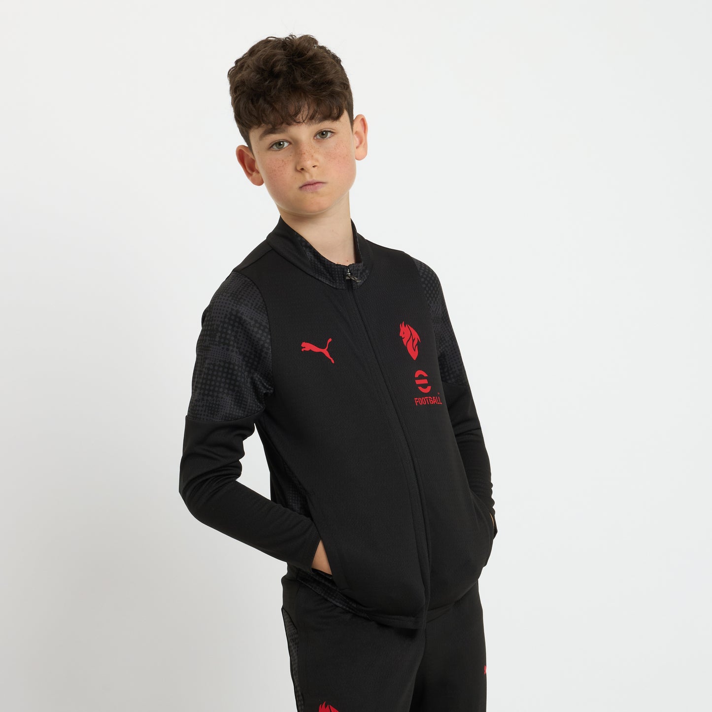 MILAN TRAINING 2025/26 KIDS' BLACK JACKET WITH ZIPPER AND POCKETS