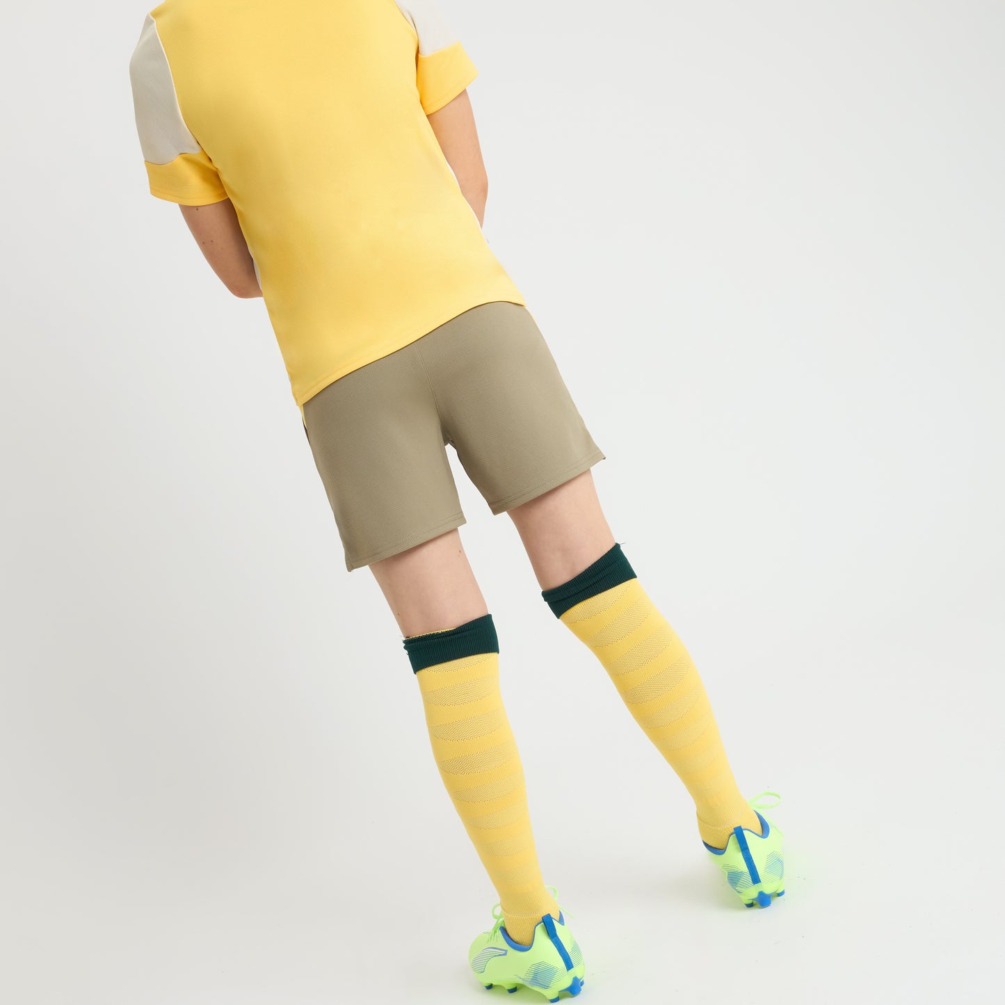 MILAN TRAINING 2025/26 KIDS' BEIGE SHORTS