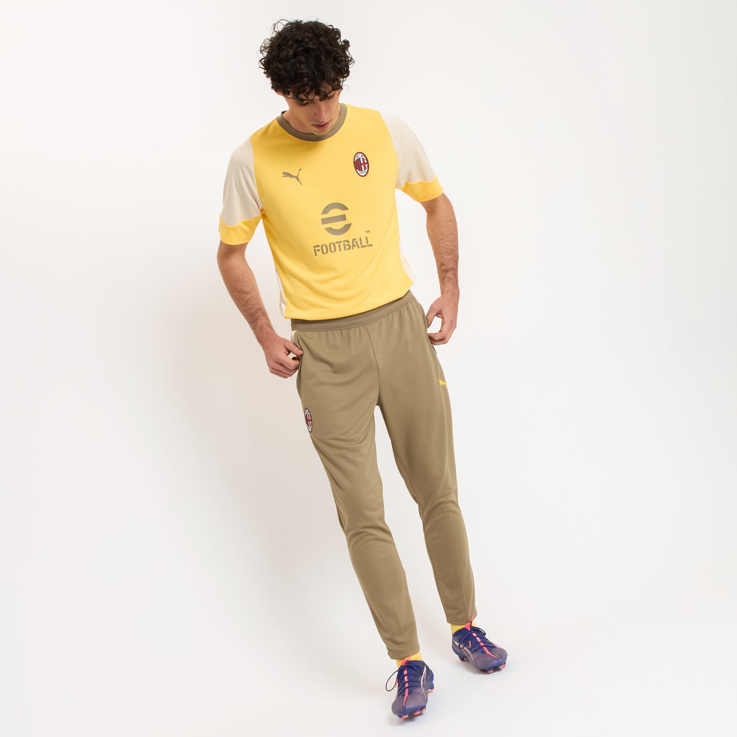 MILAN TRAINING 2025/26 BEIGE PANTS