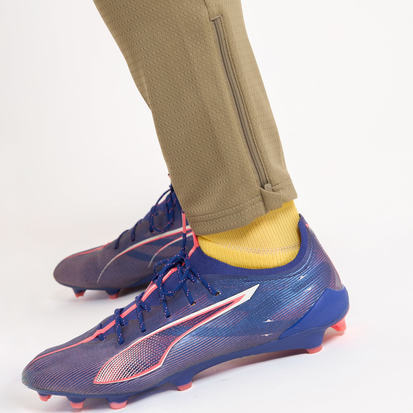 MILAN TRAINING 2025/26 BEIGE PANTS