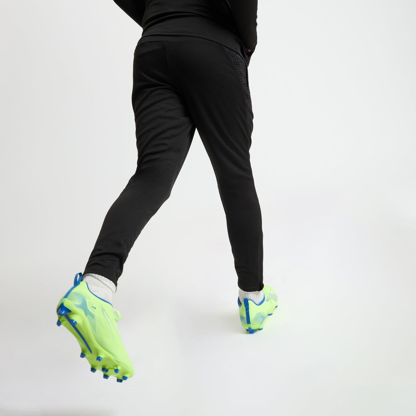 MILAN TRAINING 2025/26 KIDS' BLACK PANTS