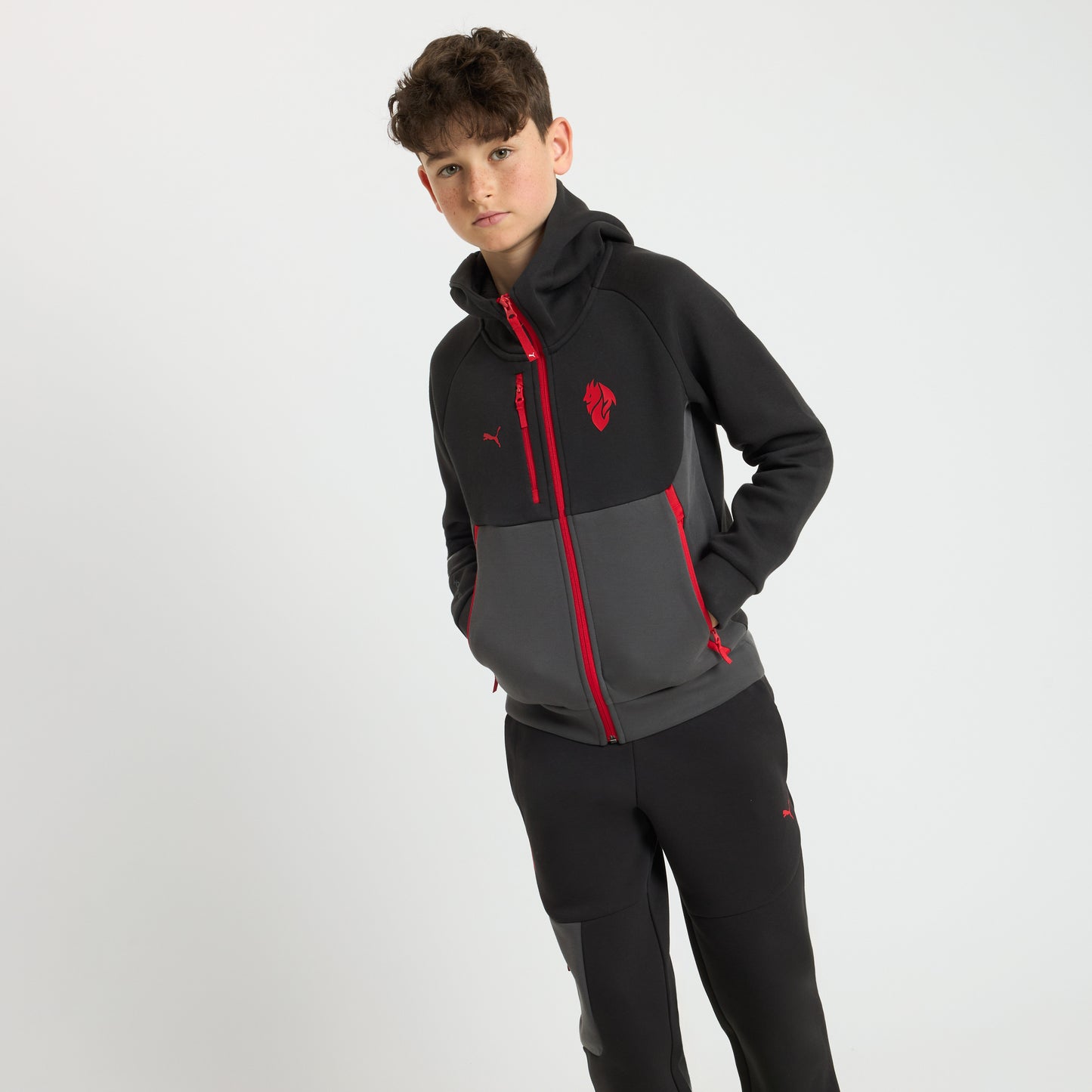 MILAN PUMATECH 2025/26 KIDS' BLACK JACKET WITH ZIPPER AND HOOD