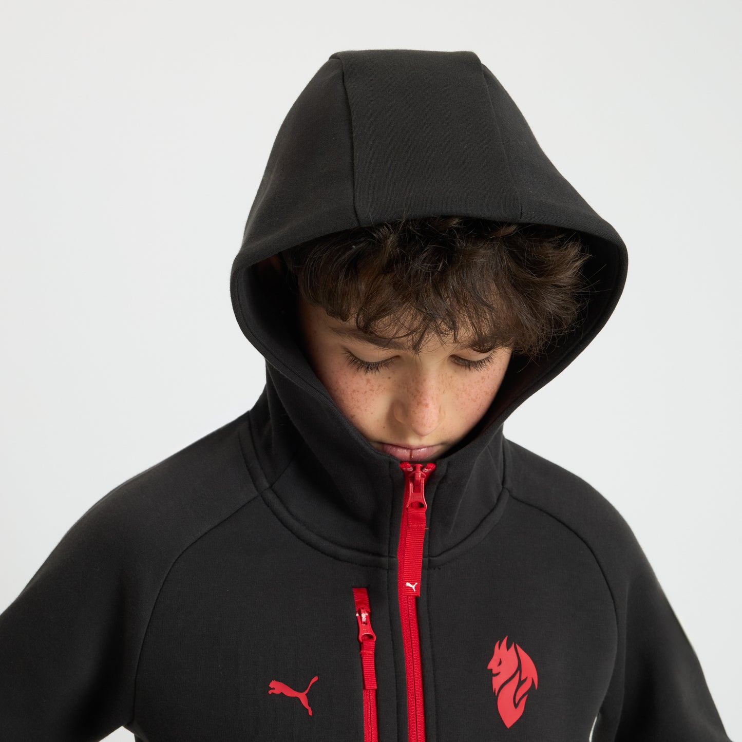 MILAN PUMATECH 2025/26 KIDS' BLACK JACKET WITH ZIPPER AND HOOD