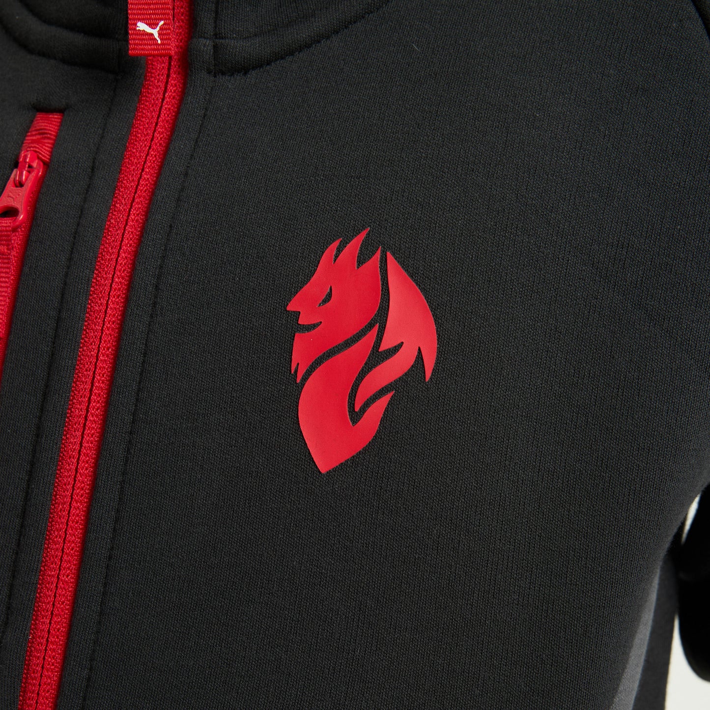 MILAN PUMATECH 2025/26 KIDS' BLACK JACKET WITH ZIPPER AND HOOD