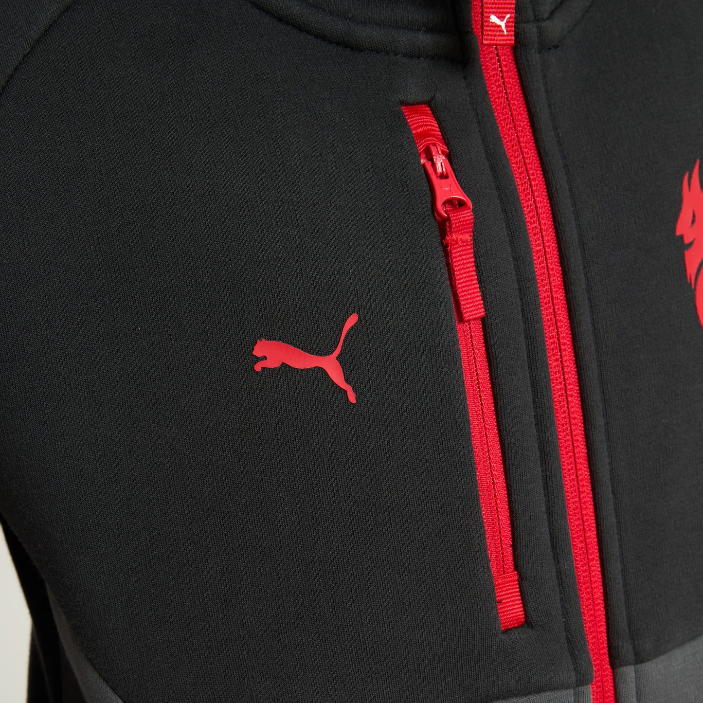 MILAN PUMATECH 2025/26 KIDS' BLACK JACKET WITH ZIPPER AND HOOD