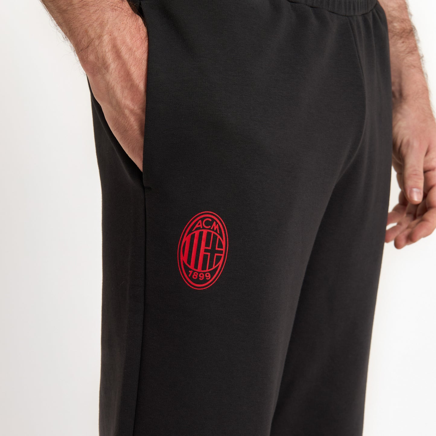 AC MILAN BLACK PANTS ESSENTIAL COLLECTION