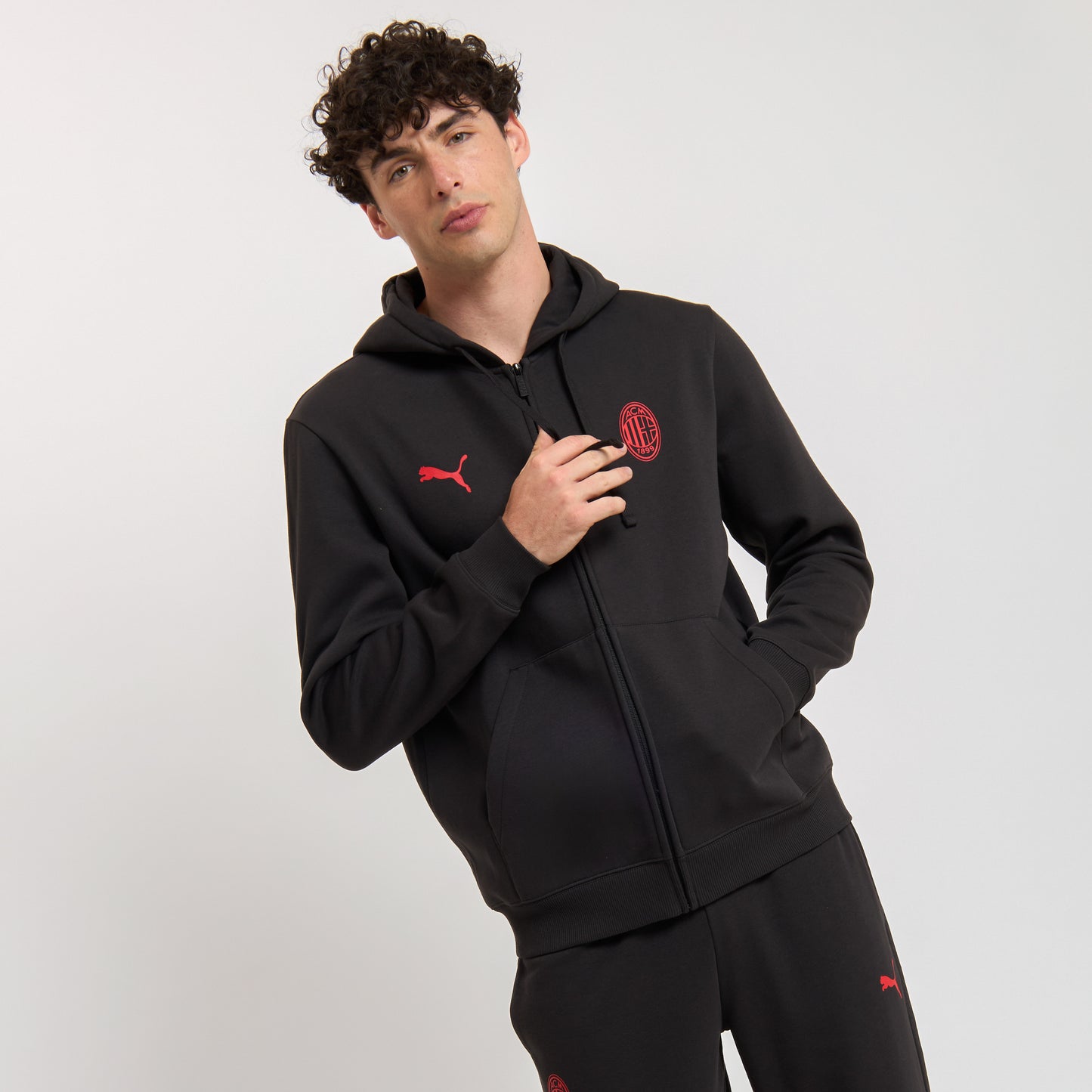 FELPA CON ZIP NERA MILAN ESSENTIAL