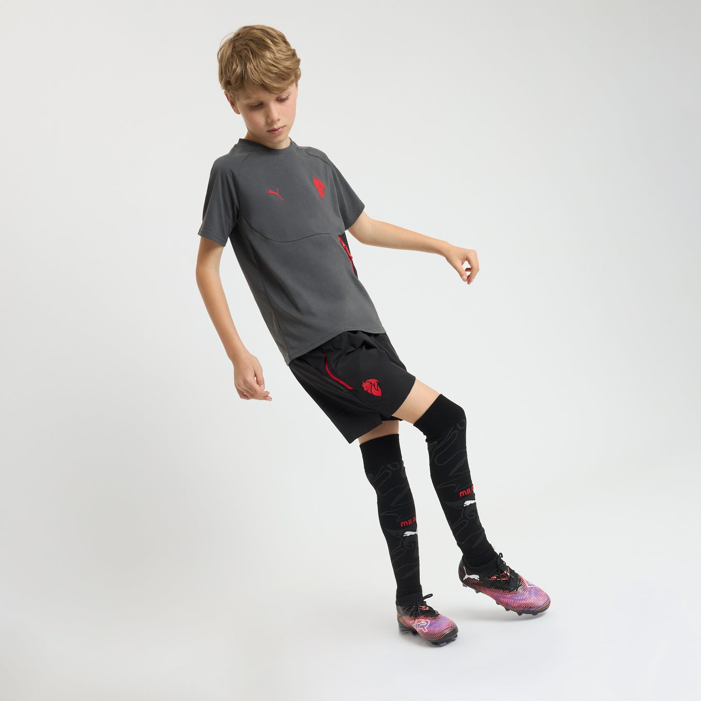 MILAN PUMATECH 2025/26 KIDS' BLACK SHORTS WITH POCKETS