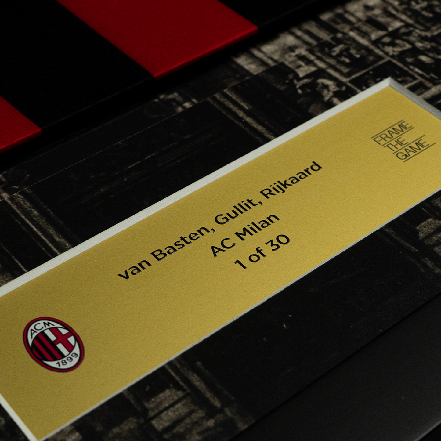 VAN BASTEN, GULLIT E RIJKAARD AC MILAN SIGNED AND FRAMED HOME JERSEY 1988/89