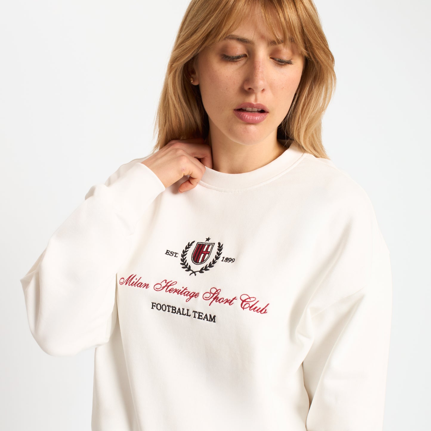 AC MILAN WOMEN'S WHITE SWEATSHIRT WITH EMBROIDERY